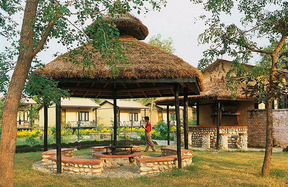 Maruni Sanctuary Lodge By Kgh Group Sauraha Luaran gambar